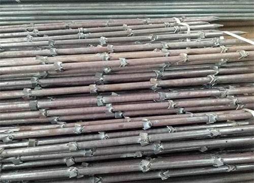 潼关隧道钢花管